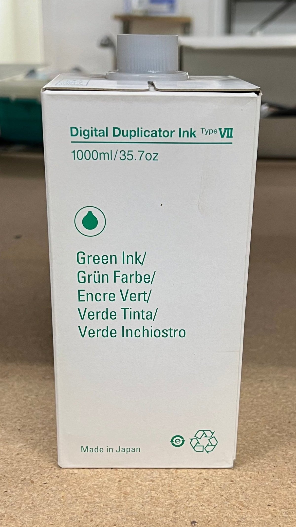 Green HQ Ink for Digital Duplicator, Type VII, 1000ml (SD630/650 Compatible), Made in Japan