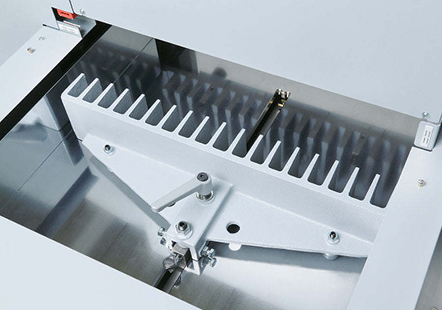 Horizon APC-610 paper cutter clamp and backgauge table – precision-engineered for consistent, accurate cutting and smooth stock handling.