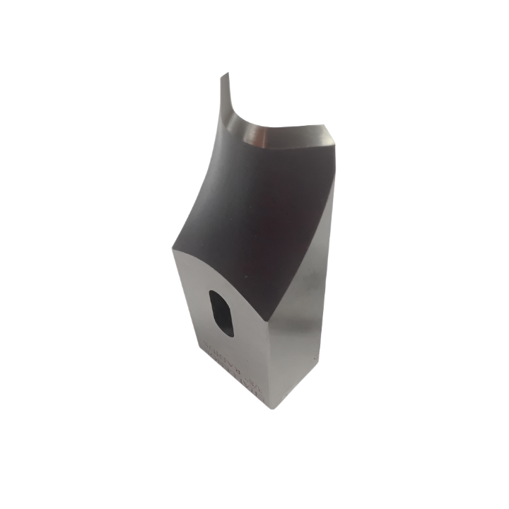 Challenge Machinery 1/4" (6.3 mm) cornering knife – precision-ground replacement blade for clean and accurate corner cuts on paper and card stock.